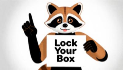 1646-Racoon Girl Waving A Finger At You